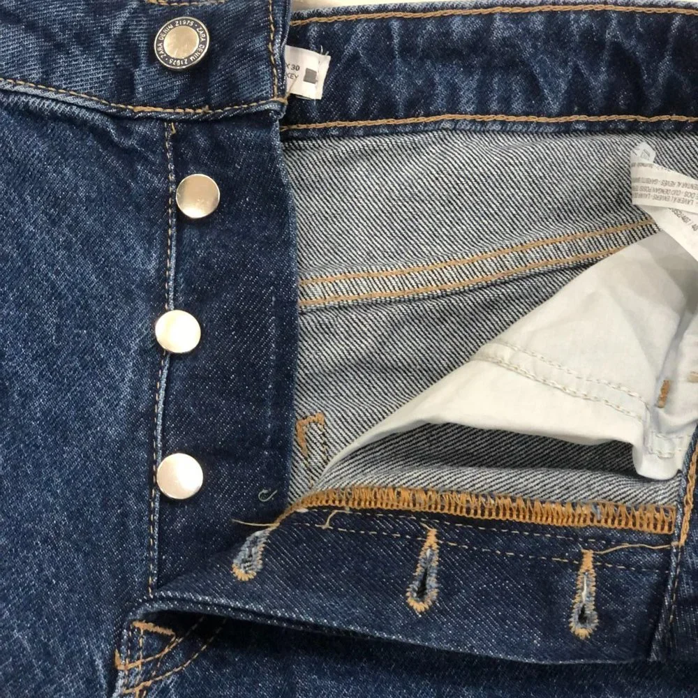Zara Ripped Mom Jeans - Picture 4 of 5